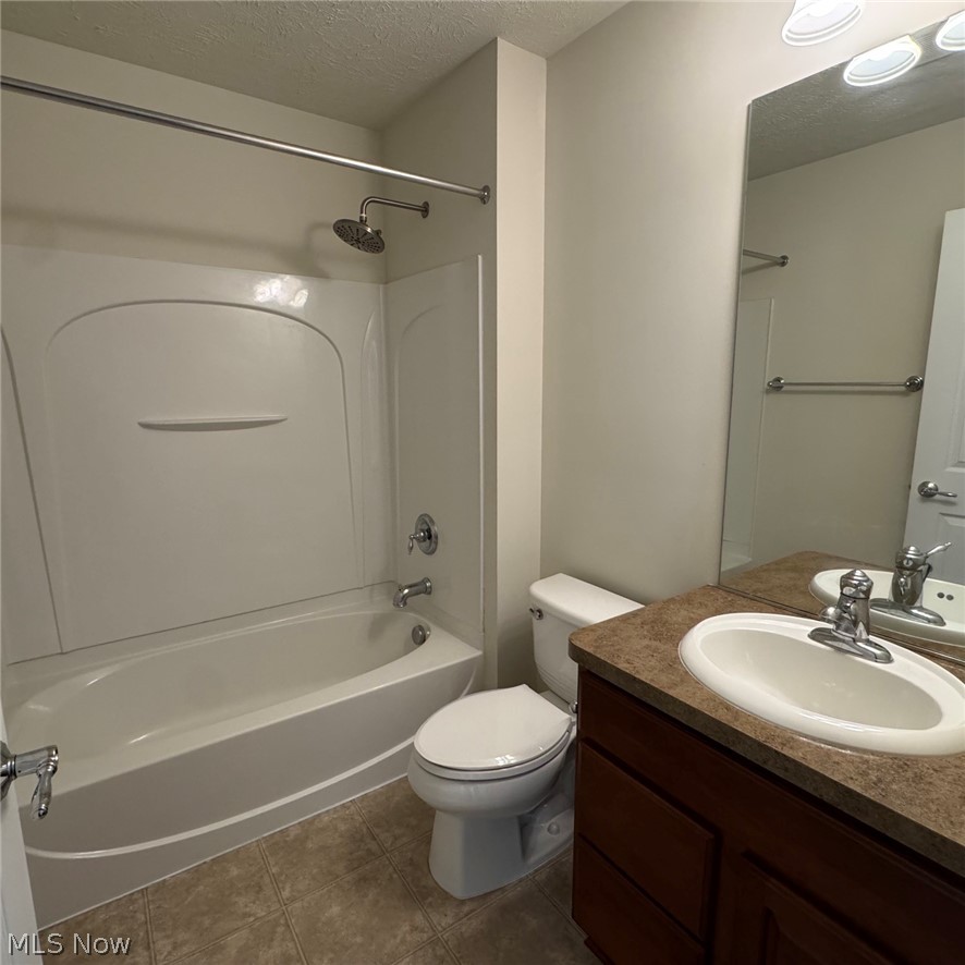 393 Caleb Drive Akron OH 44321