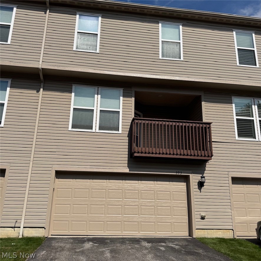 393 Caleb Drive Akron OH 44321