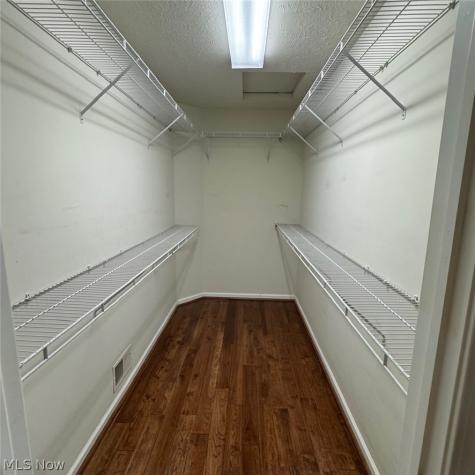 393 Caleb Drive Akron OH 44321