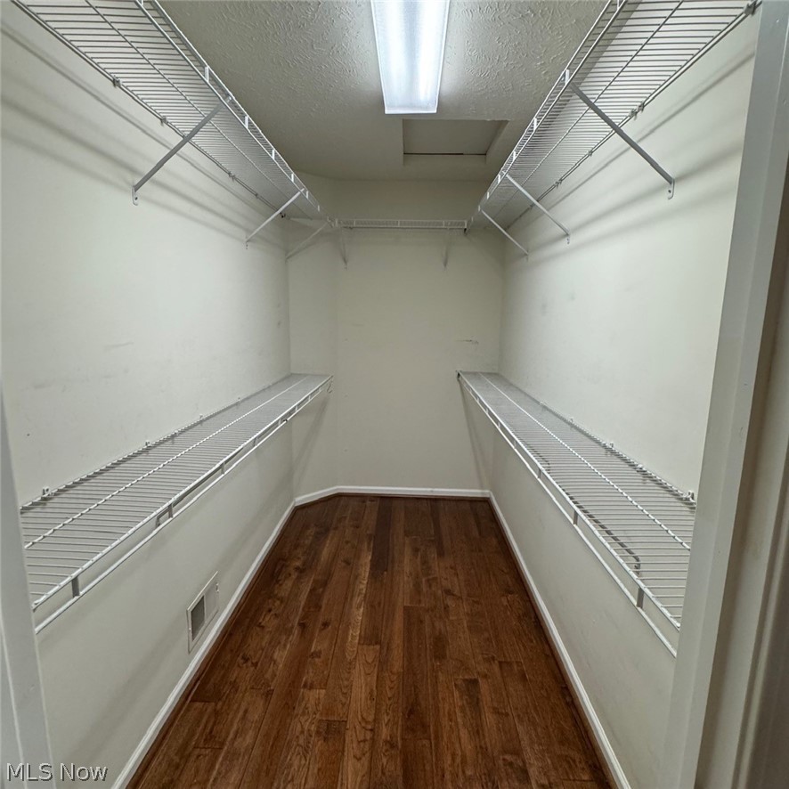 393 Caleb Drive Akron OH 44321