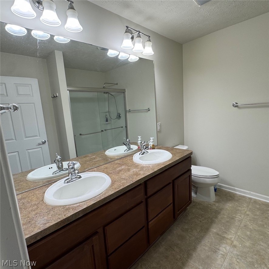 393 Caleb Drive Akron OH 44321