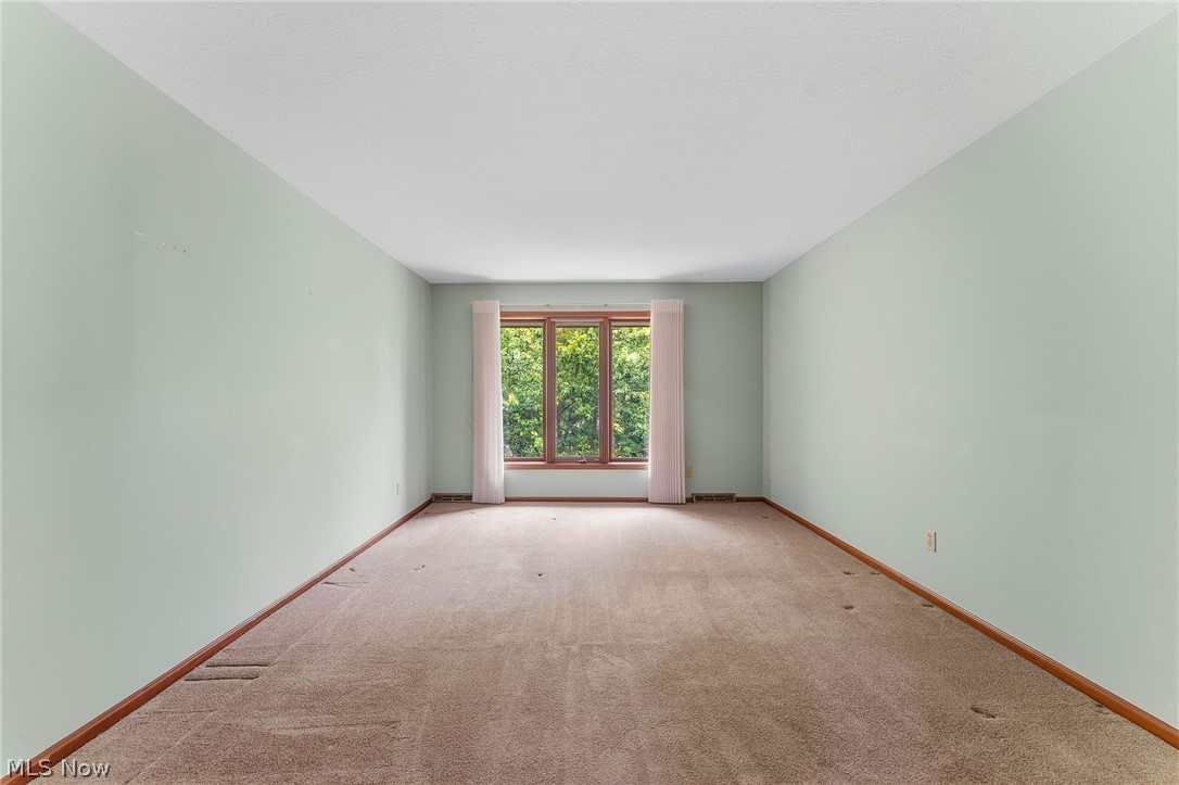 5741 Som Center Road Solon OH 44139