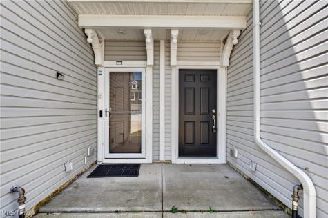 27661 Serviceberry Court Westlake OH 44145