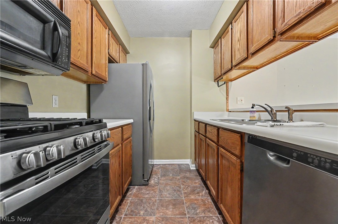 2412 Wrens Drive S Stow OH 44224