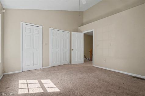 2412 Wrens Drive S Stow OH 44224