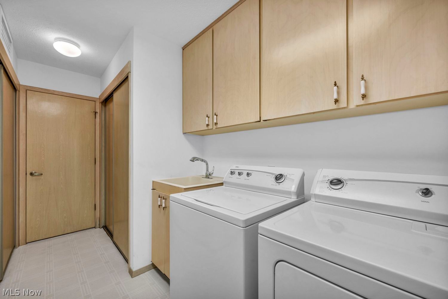 12599 Doria Court Strongsville OH 44149