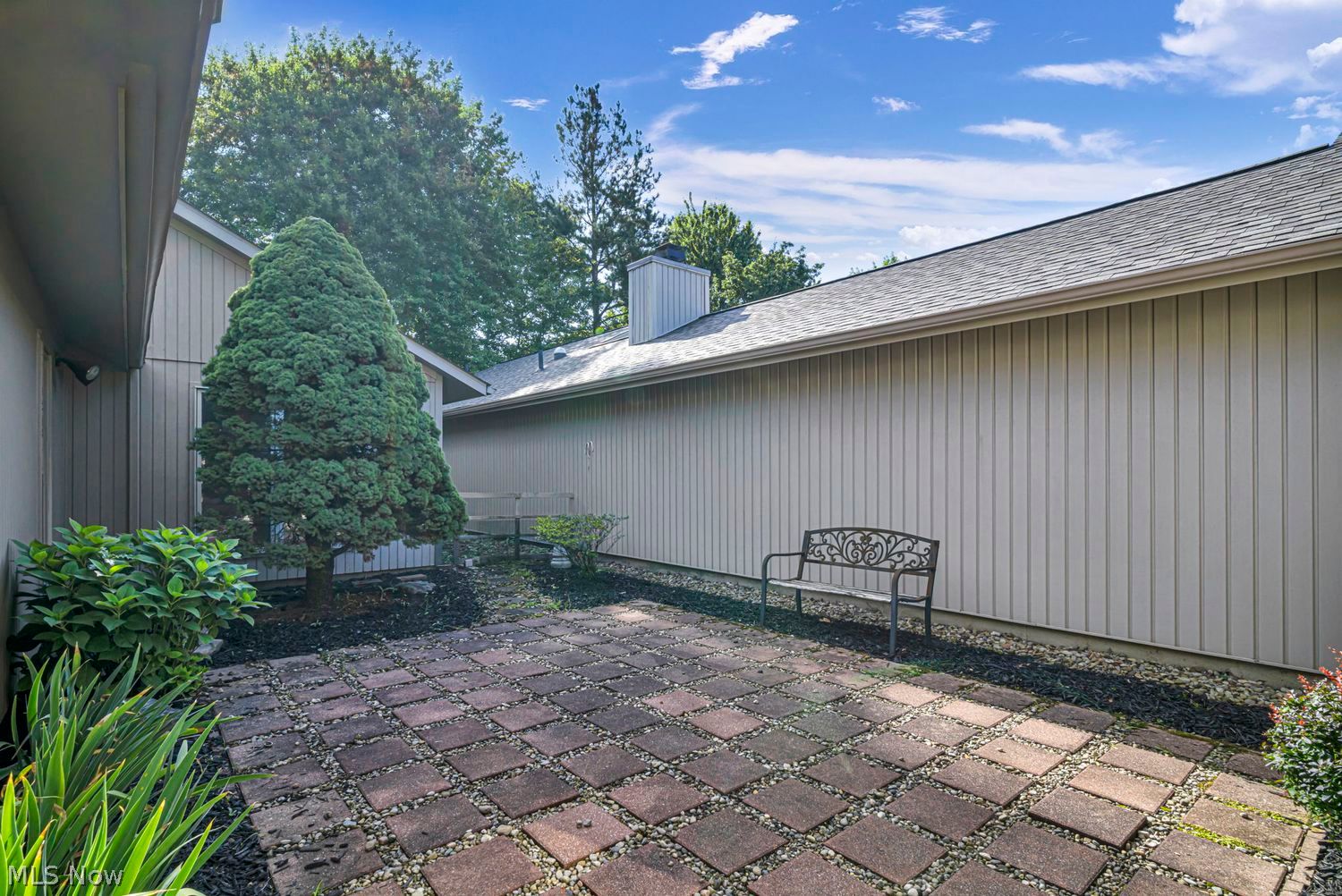12599 Doria Court Strongsville OH 44149