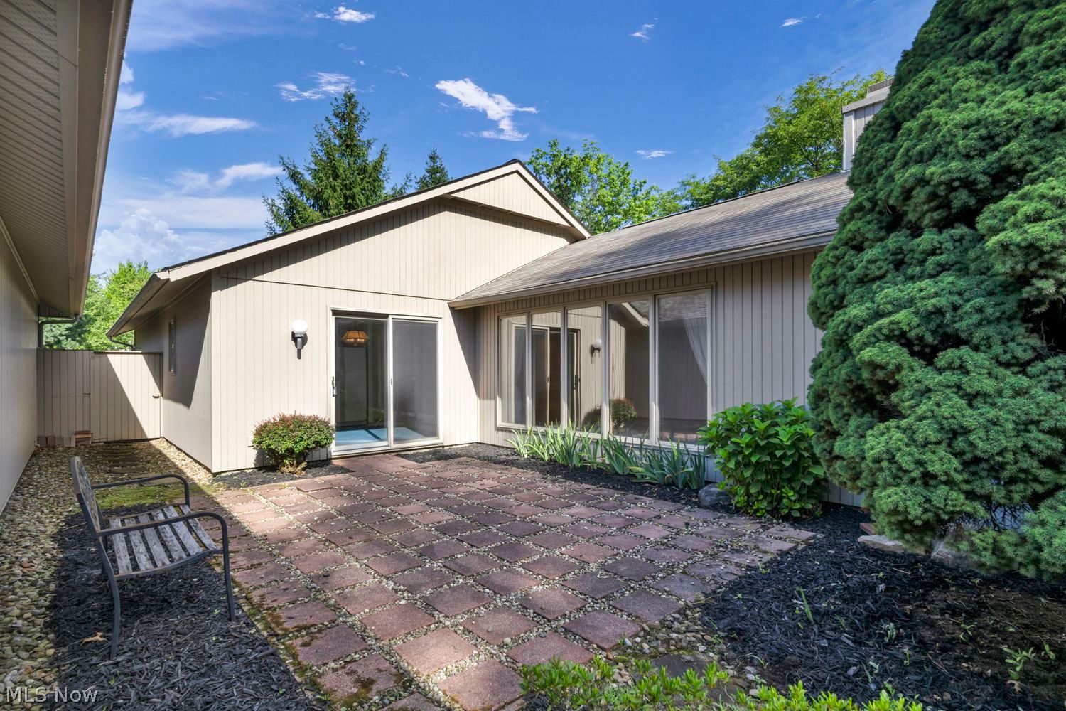 12599 Doria Court Strongsville OH 44149