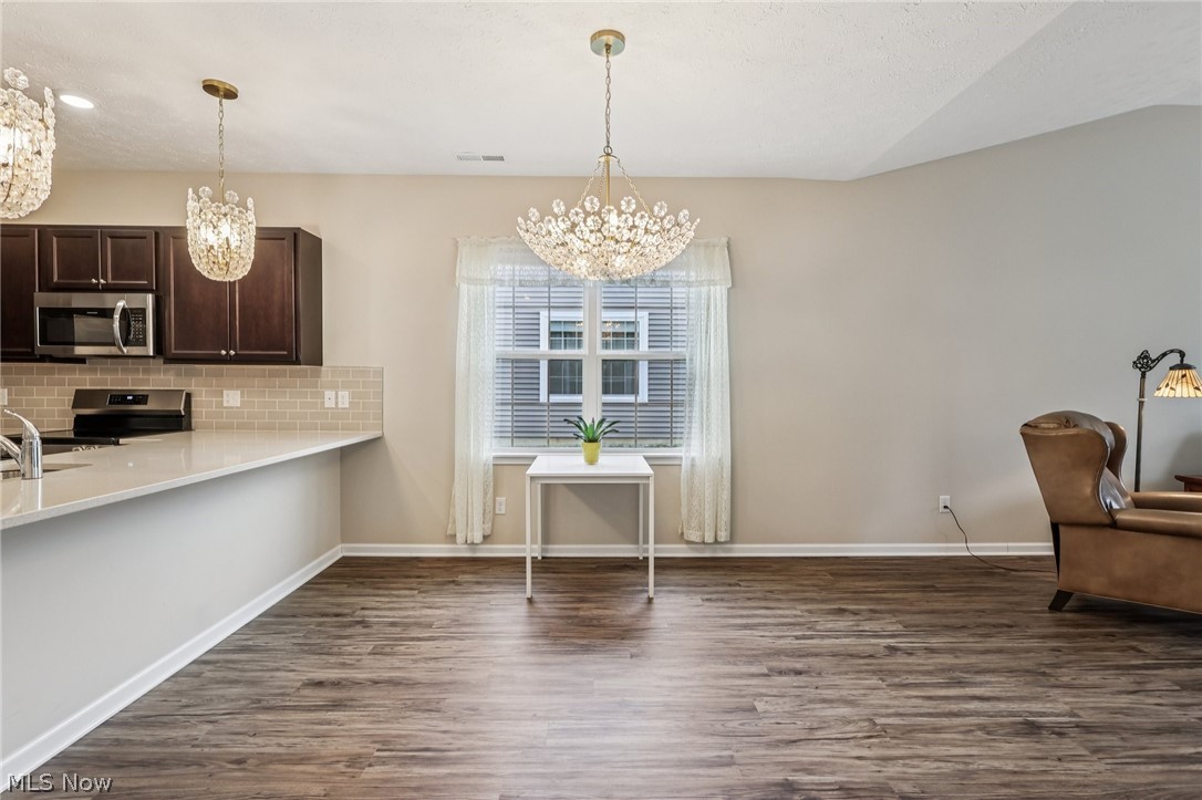 271 Silver Spring Circle Elyria OH 44035