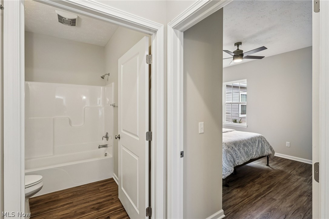 271 Silver Spring Circle Elyria OH 44035
