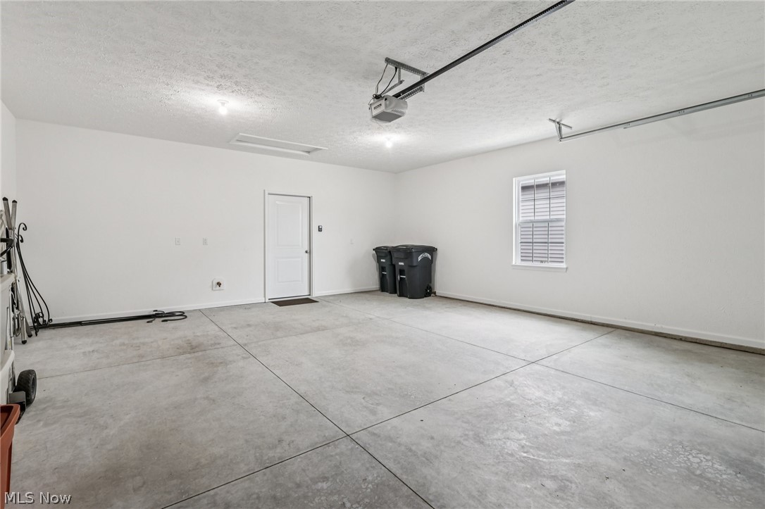 271 Silver Spring Circle Elyria OH 44035