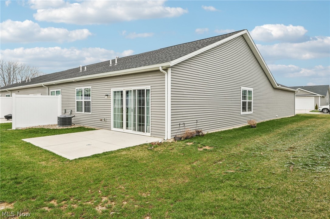 271 Silver Spring Circle Elyria OH 44035
