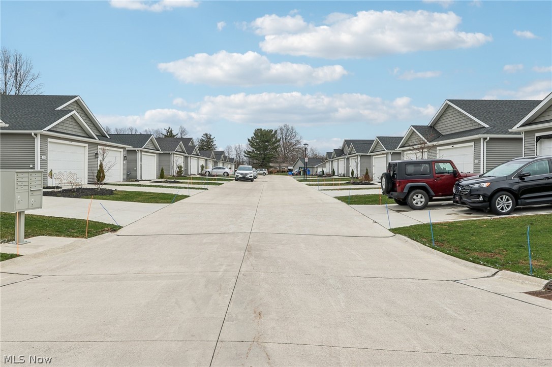 271 Silver Spring Circle Elyria OH 44035