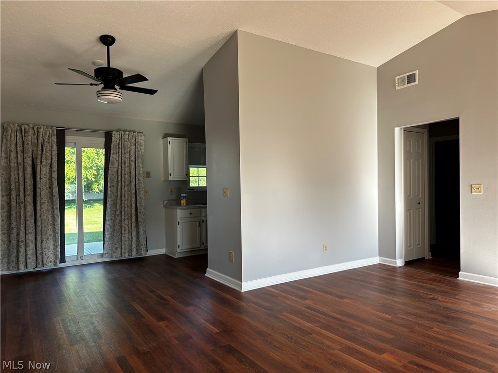 6831 Farmingdale Lane Mentor OH 44060