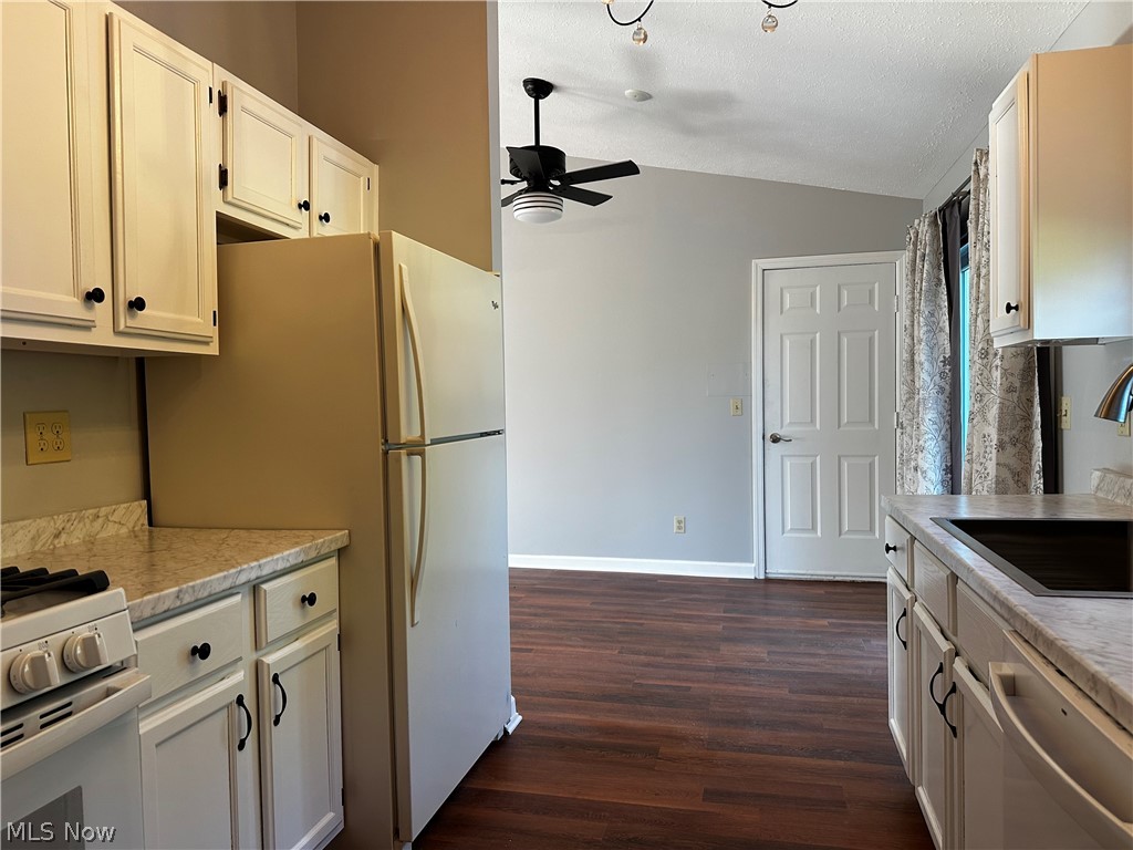 6831 Farmingdale Lane Mentor OH 44060