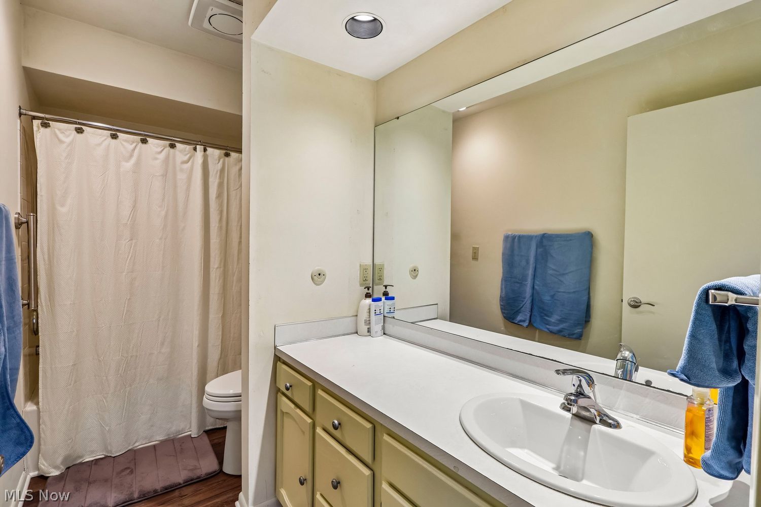 470-21 Willow Circle Aurora OH 44202