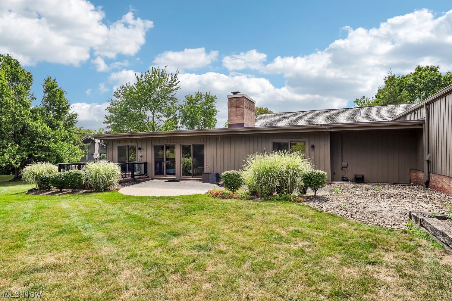 470-21 Willow Circle Aurora OH 44202