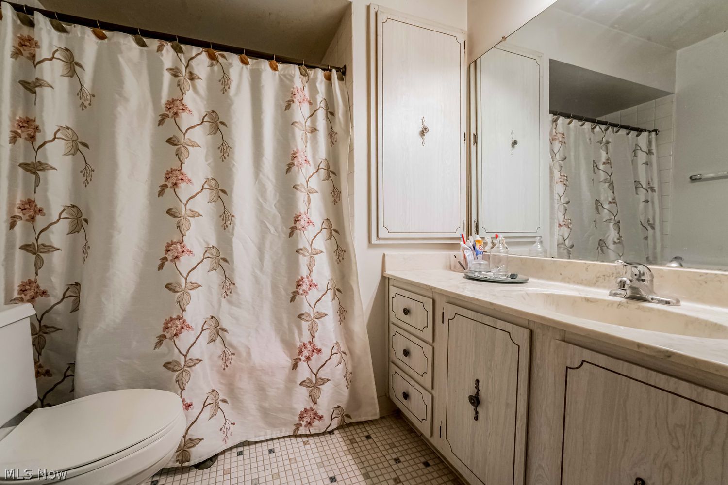 4849 Grace Road North Olmsted OH 44070