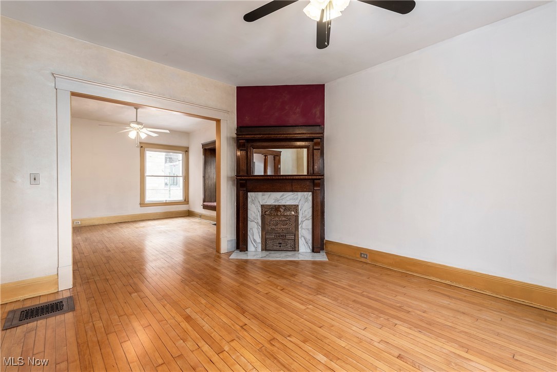 1031 Kenilworth Avenue Cleveland OH 44113