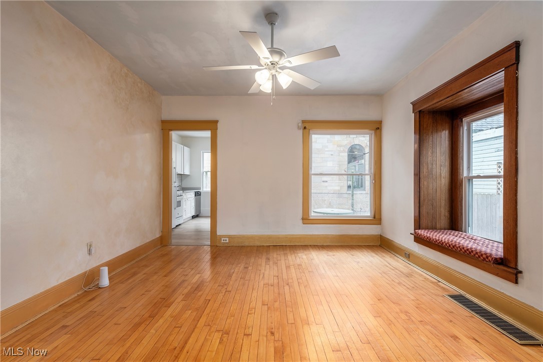 1031 Kenilworth Avenue Cleveland OH 44113