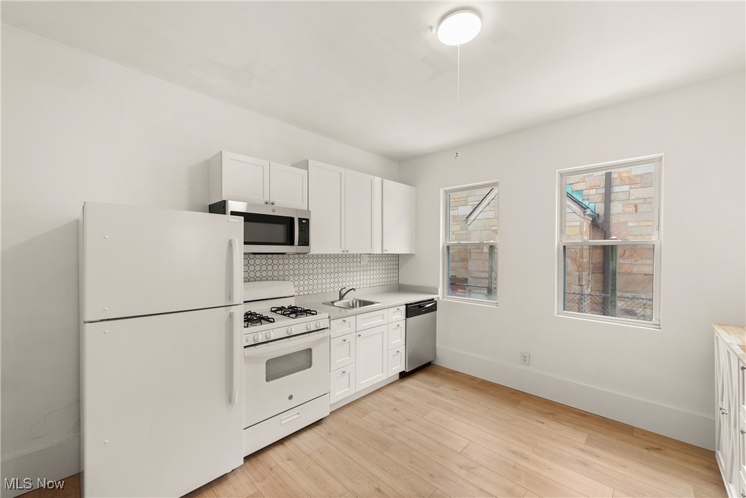 1031 Kenilworth Avenue Cleveland OH 44113