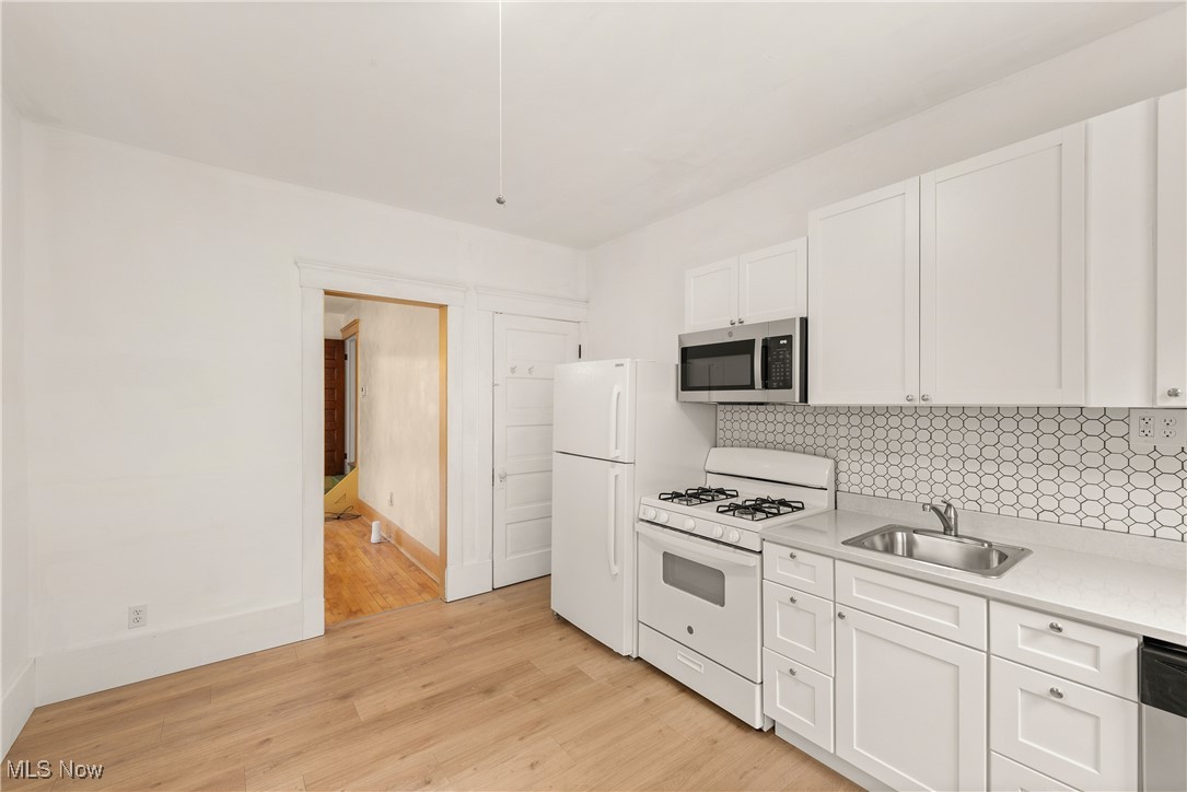 1031 Kenilworth Avenue Cleveland OH 44113