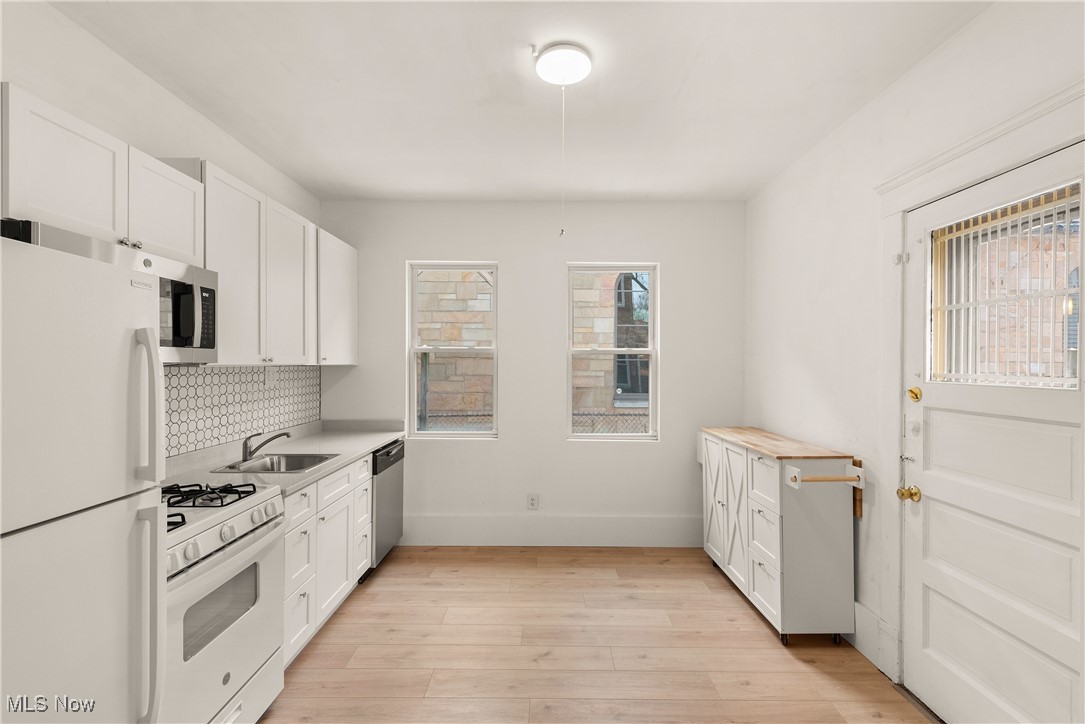 1031 Kenilworth Avenue Cleveland OH 44113