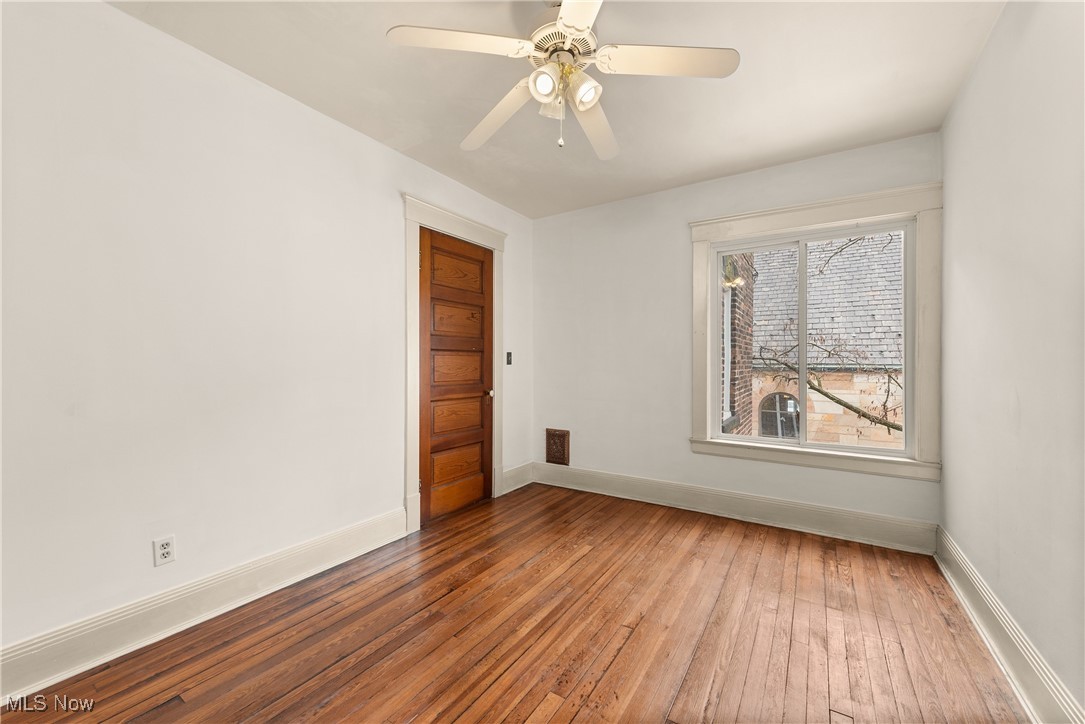 1031 Kenilworth Avenue Cleveland OH 44113