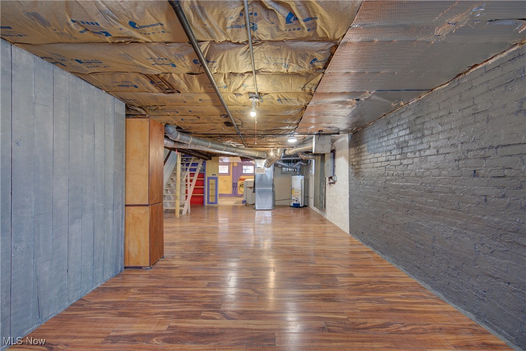 1031 Kenilworth Avenue Cleveland OH 44113