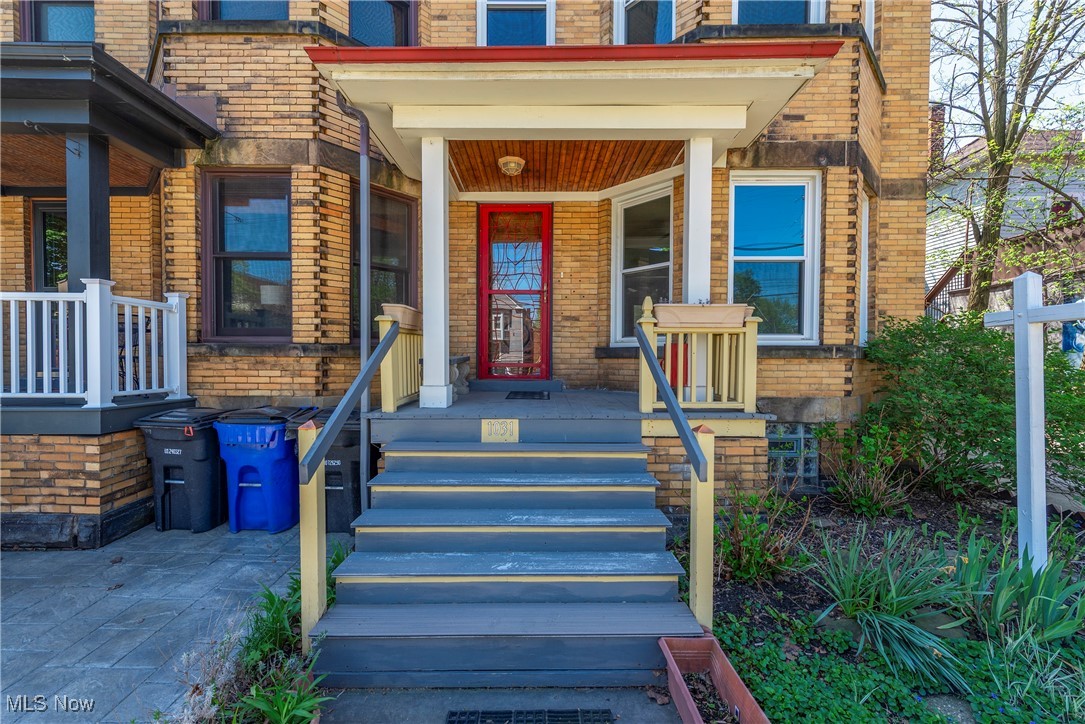 1031 Kenilworth Avenue Cleveland OH 44113