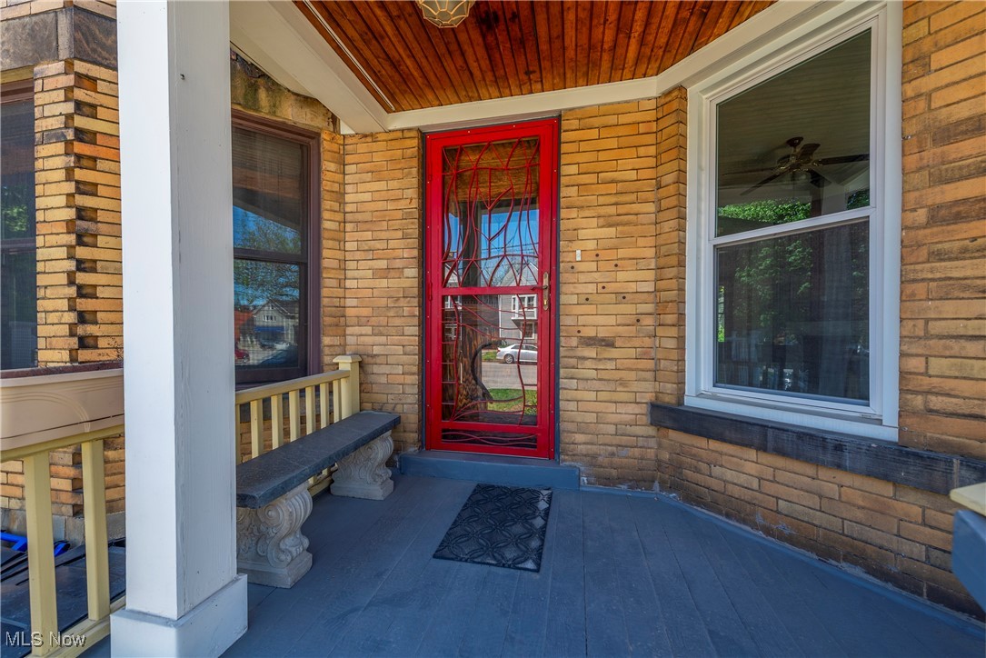 1031 Kenilworth Avenue Cleveland OH 44113