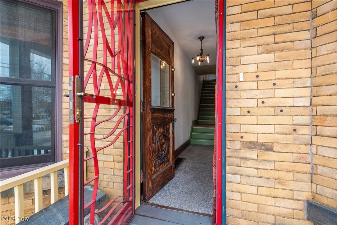 1031 Kenilworth Avenue Cleveland OH 44113