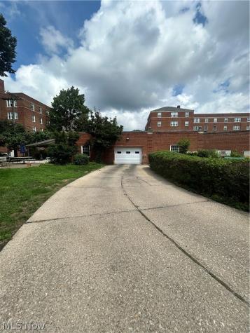 13800 Fairhill Road Shaker Heights OH 44120