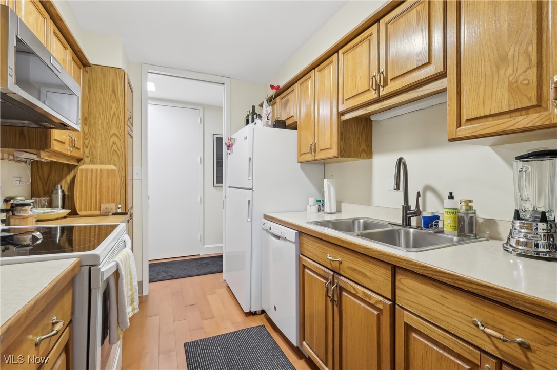 12700 Lake Avenue Lakewood OH 44107