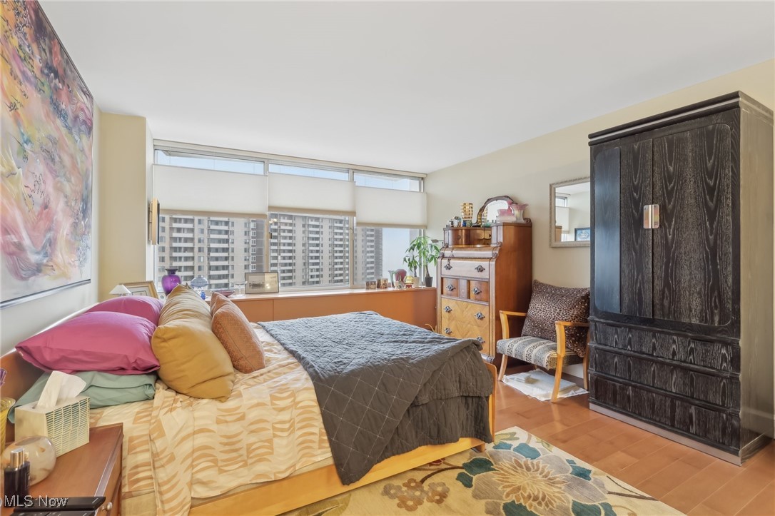 12700 Lake Avenue Lakewood OH 44107