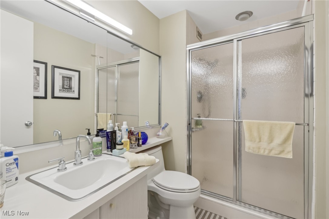 12700 Lake Avenue Lakewood OH 44107