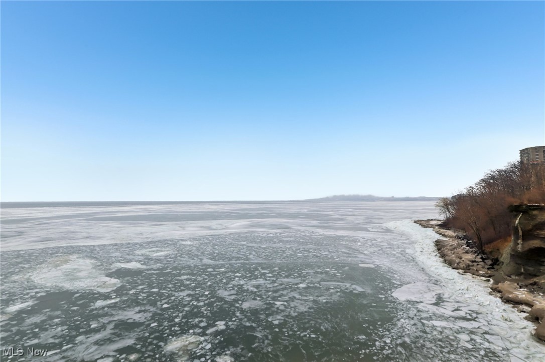 12700 Lake Avenue Lakewood OH 44107