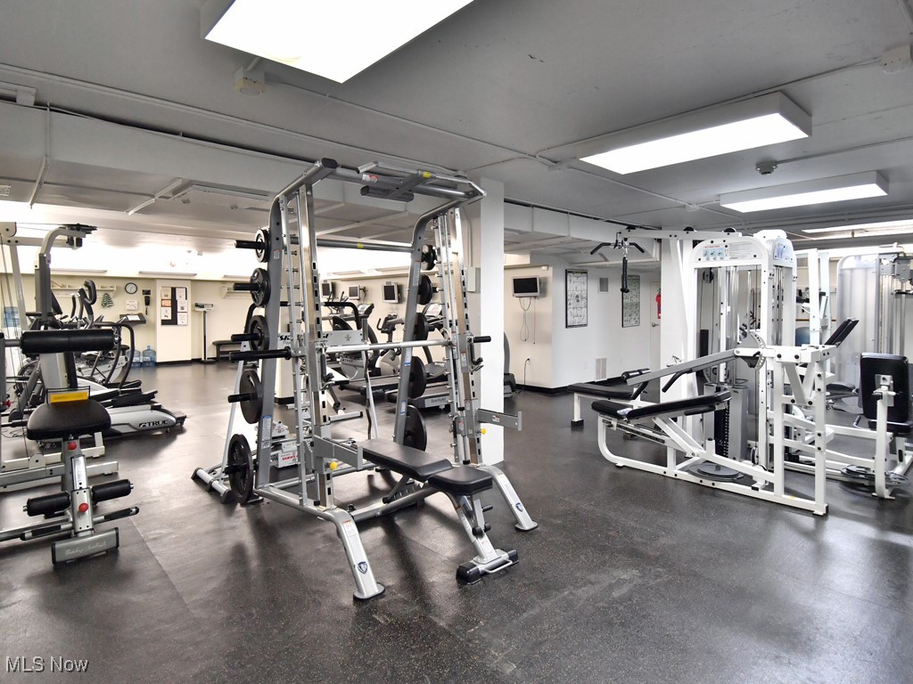 12700 Lake Avenue Lakewood OH 44107