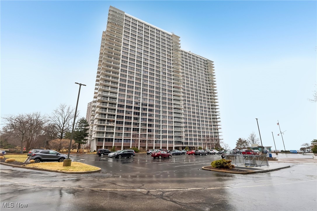 12700 Lake Avenue Lakewood OH 44107