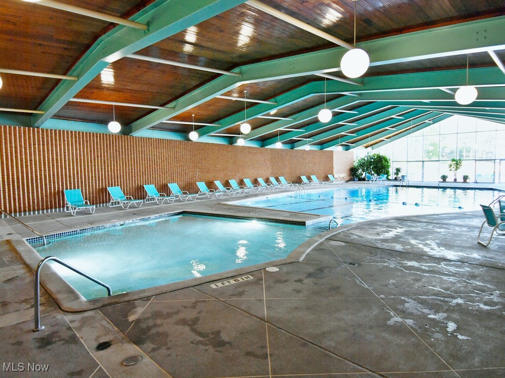 12700 Lake Avenue Lakewood OH 44107