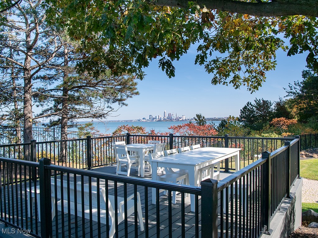 12700 Lake Avenue Lakewood OH 44107