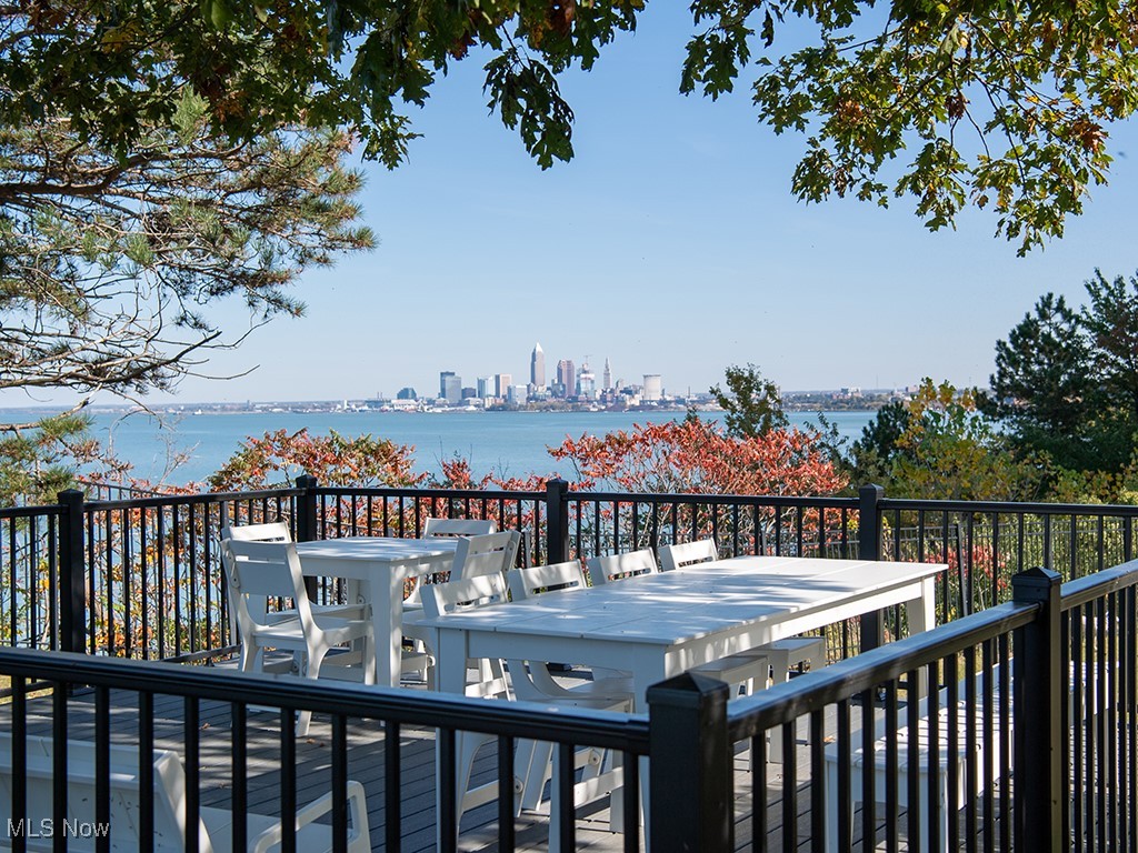 12700 Lake Avenue Lakewood OH 44107