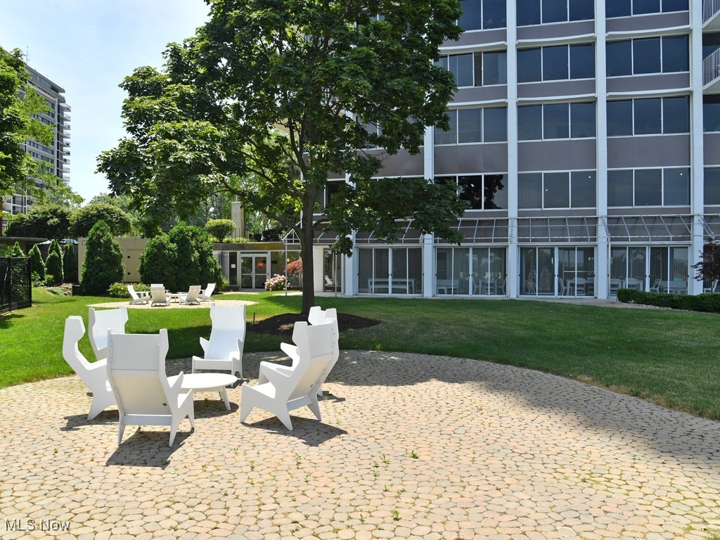 12700 Lake Avenue Lakewood OH 44107