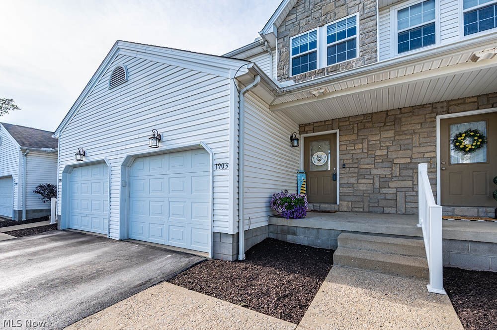 601 E Western Reserve Road Poland OH 44514