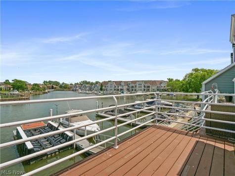 179 Marina Point Drive Sandusky OH 44870