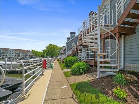 179 Marina Point Drive Sandusky OH 44870