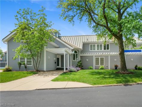 179 Marina Point Drive Sandusky OH 44870