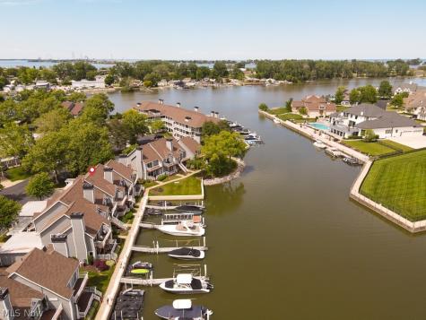 179 Marina Point Drive Sandusky OH 44870