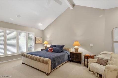 10 Longmeadow Lane Beachwood OH 44122