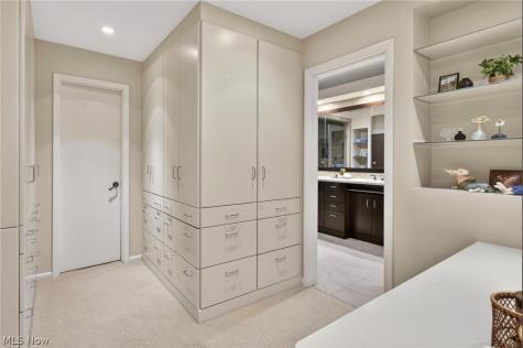 10 Longmeadow Lane Beachwood OH 44122